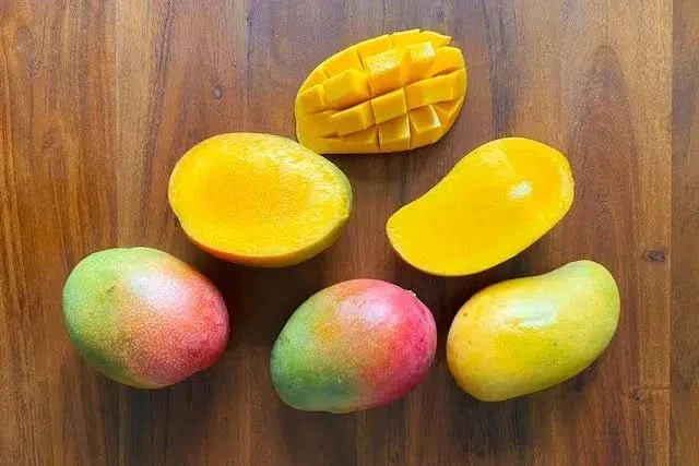 Mango Ataulfo & Kent Aktionsbox % 2kg - Image 4